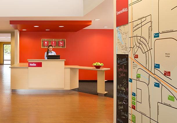 Towneplace Suites By Marriott Pittsburgh Harmarville Экстерьер фото
