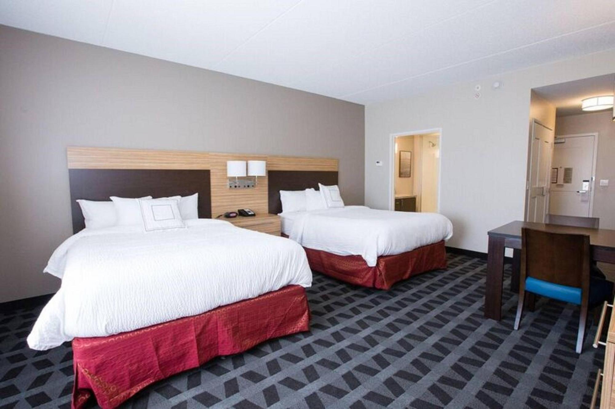Towneplace Suites By Marriott Pittsburgh Harmarville Экстерьер фото