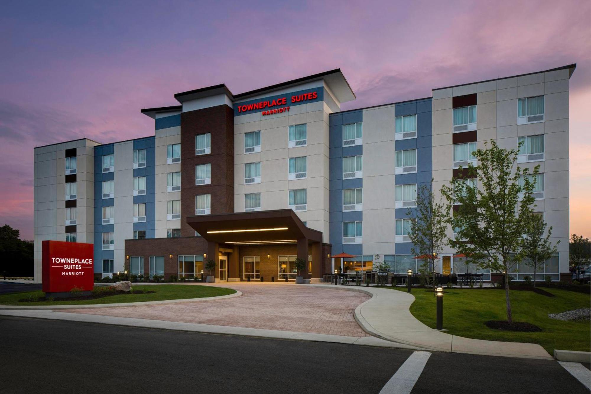 Towneplace Suites By Marriott Pittsburgh Harmarville Экстерьер фото