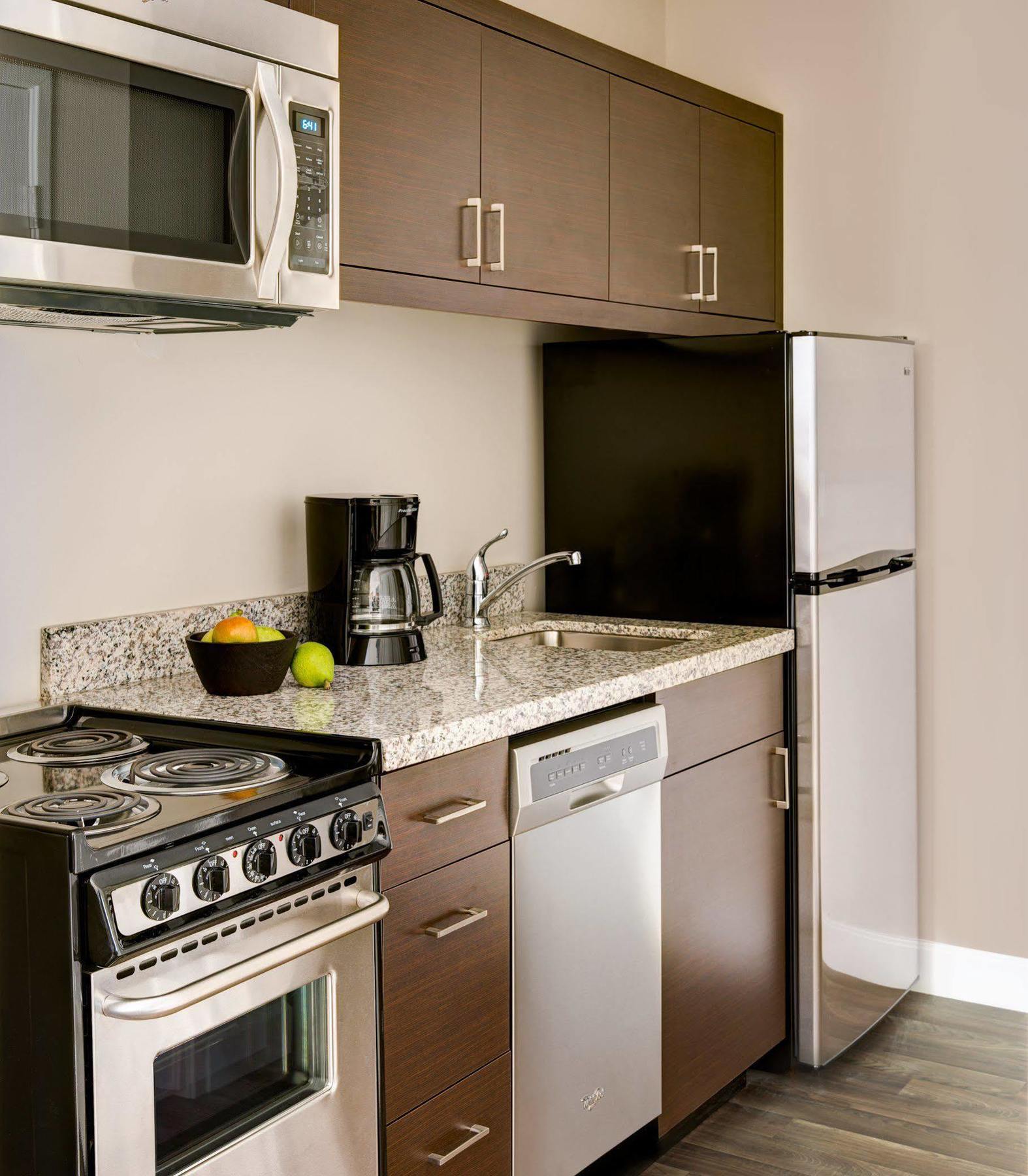 Towneplace Suites By Marriott Pittsburgh Harmarville Экстерьер фото
